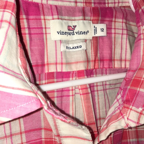 Relaxed fit VV button up - Picture 3 of 4